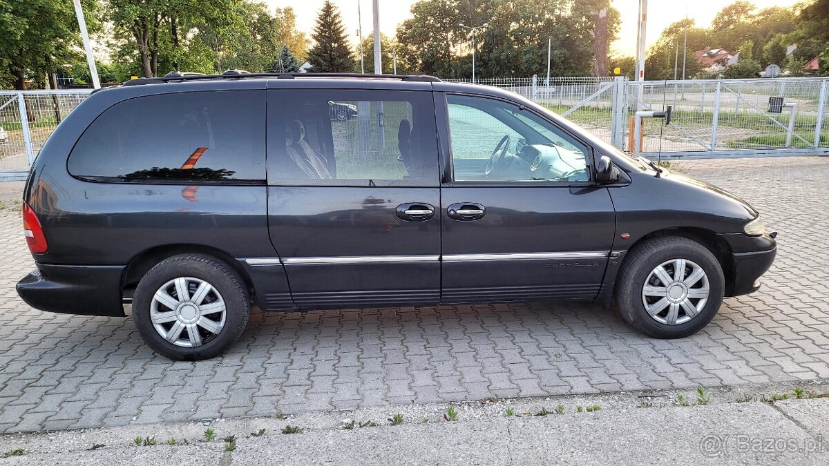 Sprzedam Chrysler Grand Voyager TDLX