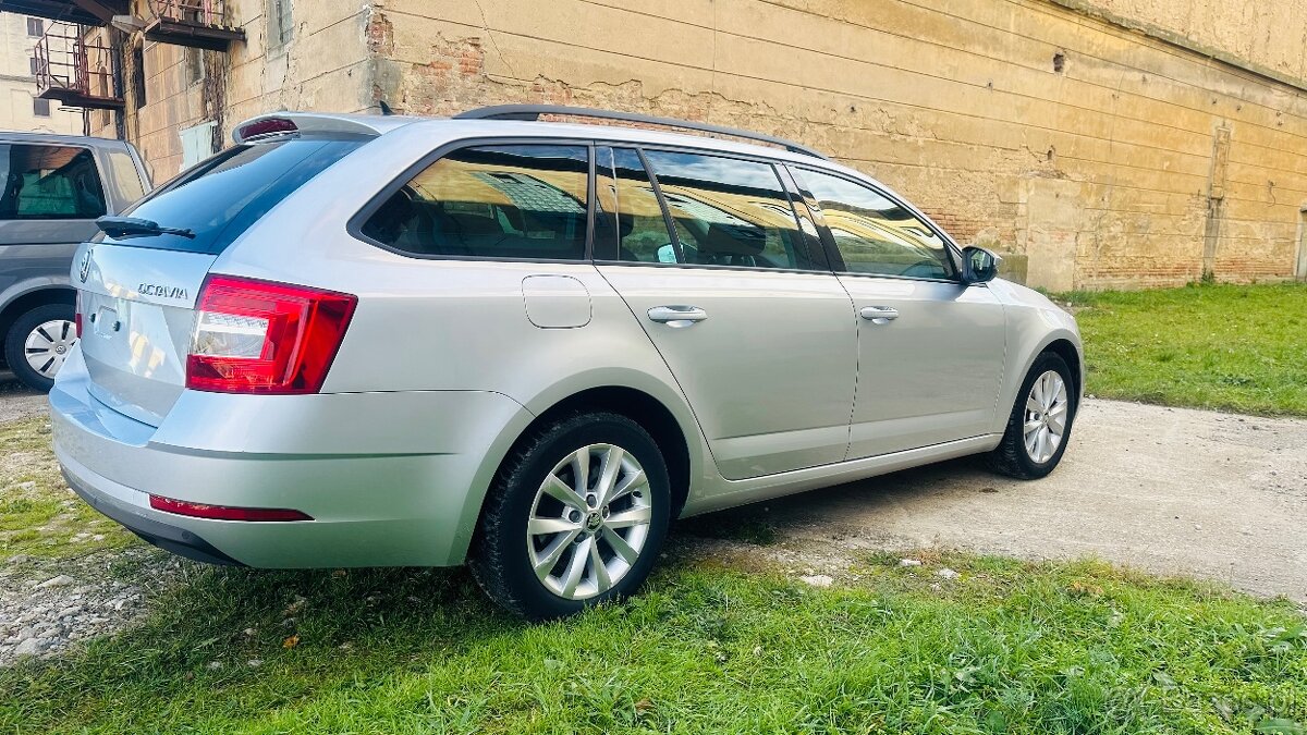 Skoda Octavia Combi automat DSG