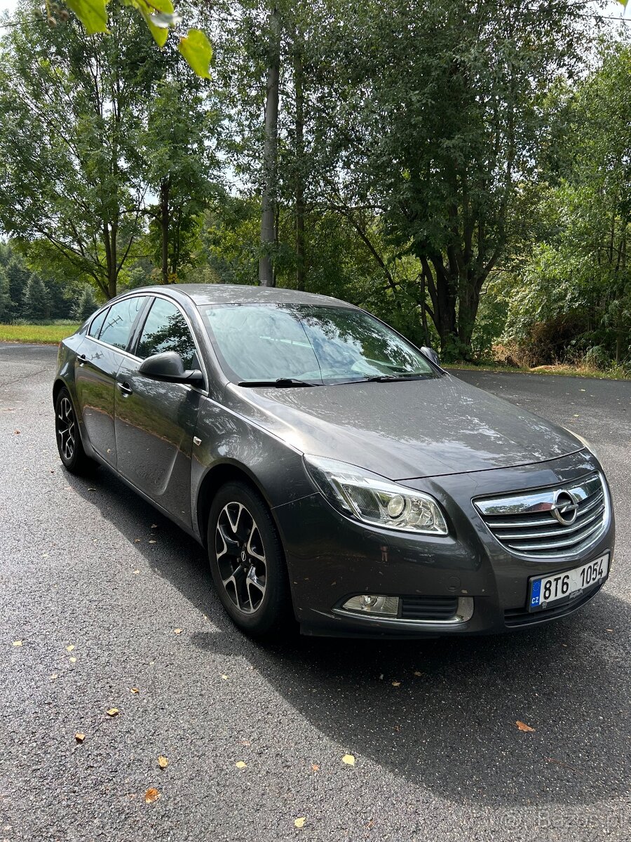 Opel Insignia 1.8