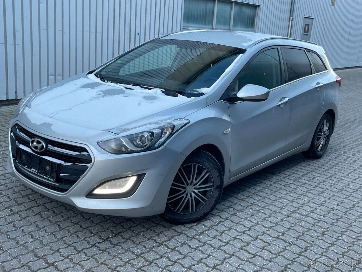 Hyundai i30 1.6 CRDi Style Blue