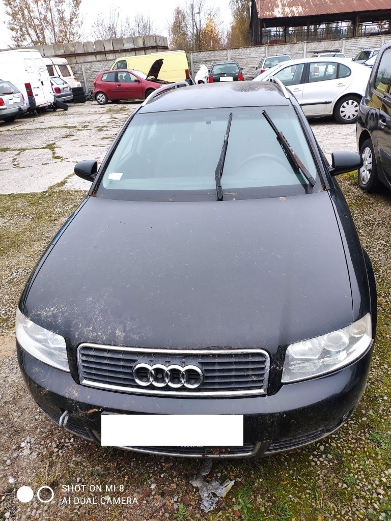 Audi A4 B6 2.0 benzyna 150 KM 2003 r. na części