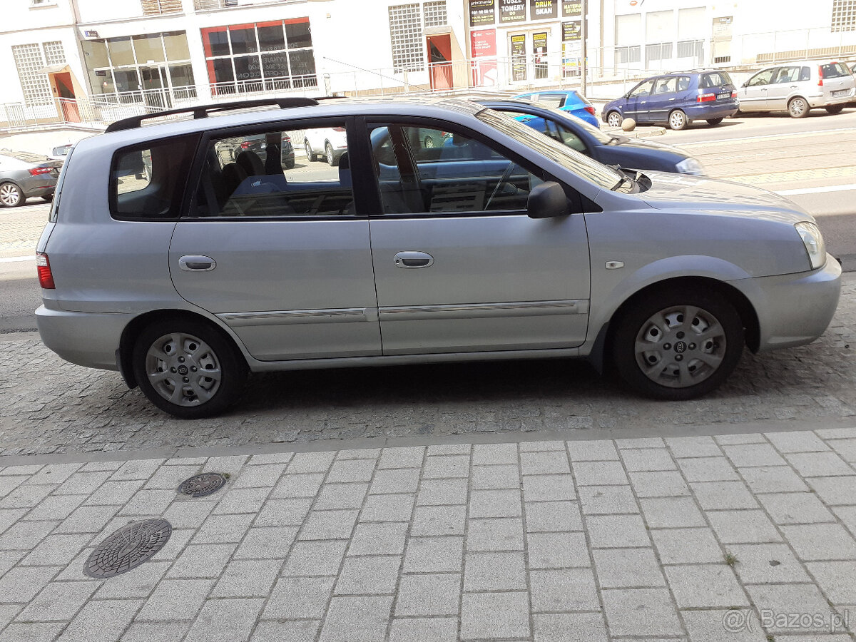 Sprzedam KIA CARENS 2.0L+ GAZ MINIVAN 2006r