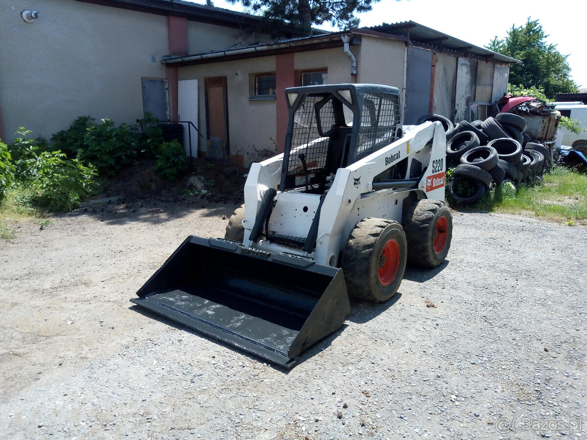 Bobcat S220, rok 2010