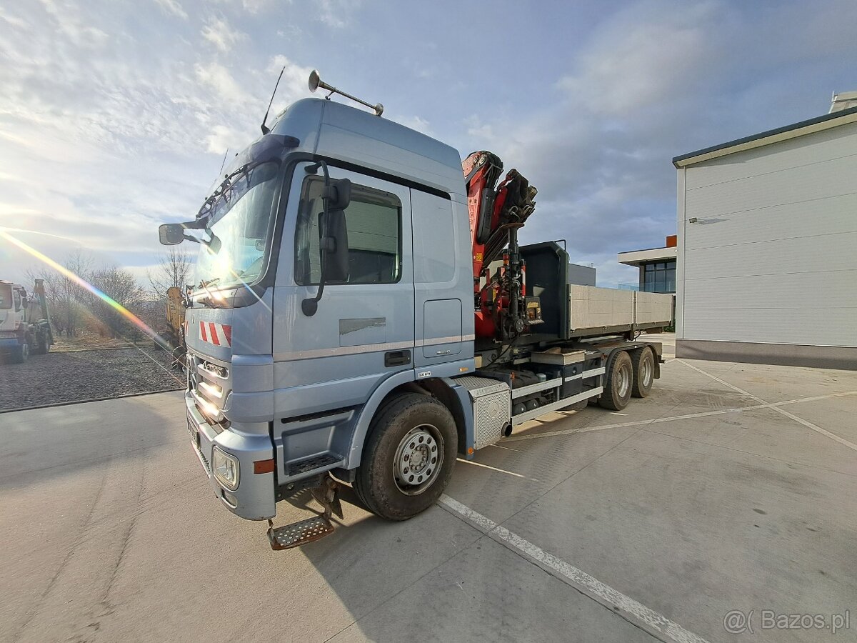 Predám hákový nosič kontajnerov Mercedes-Benz Actros