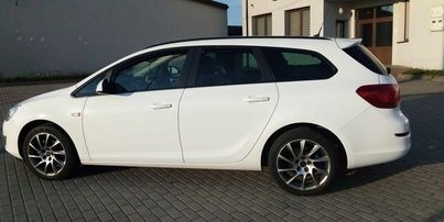 Astra J  1.4 mpi    Benzyna / gaz