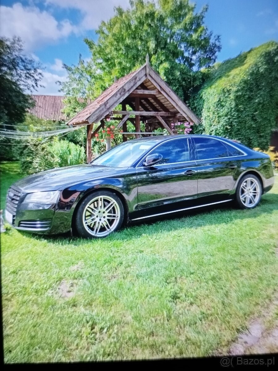 Zamienię Audi A8 D4-opłacona i zarejestrowana w kraju.