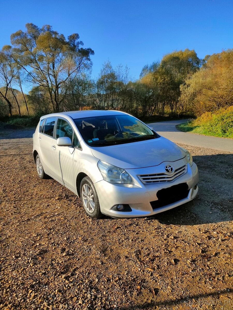 Toyota Verso 1.6 132 KM benzyna 7-os.