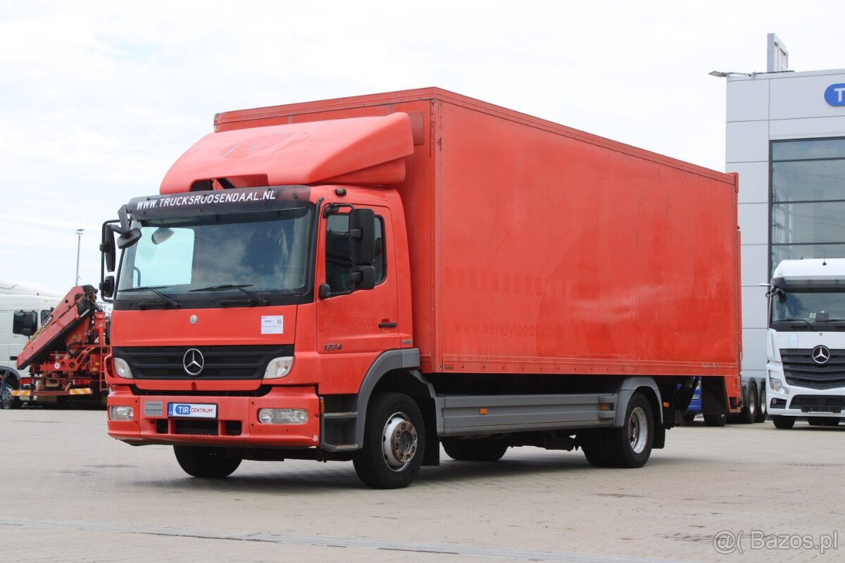 MERCEDES-BENZ ATEGO 1224 L, HYDRAULICZNY PRZÓD