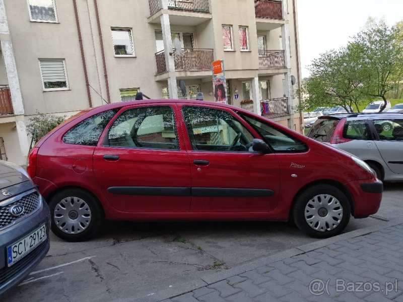 Sprzedam Citroena Xsarę Picasso 1,6 benzyna