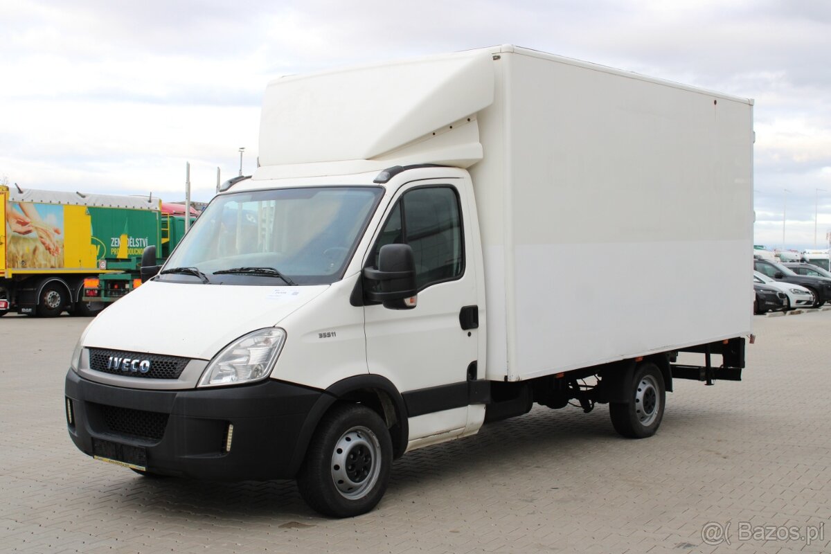 IVECO DAILY 35S11, HYDRAULICZNY PRZÓD