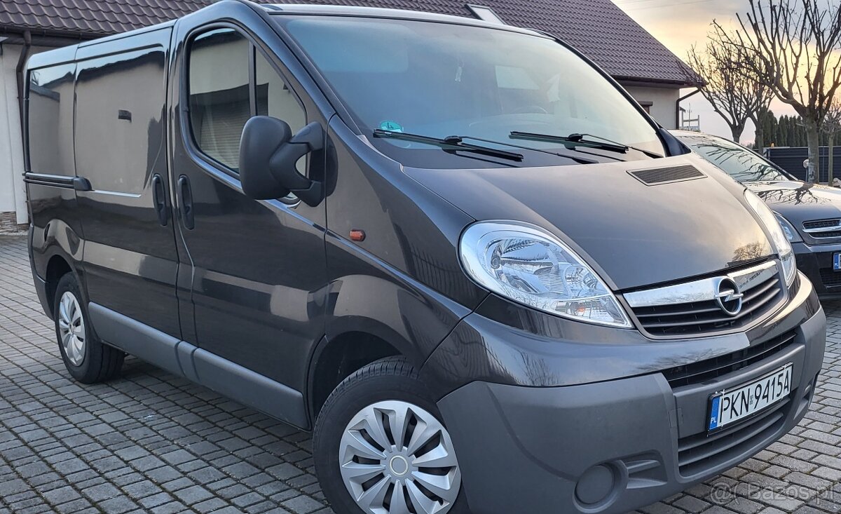 Sprzedam Opel vivaro 2.5 Tdi