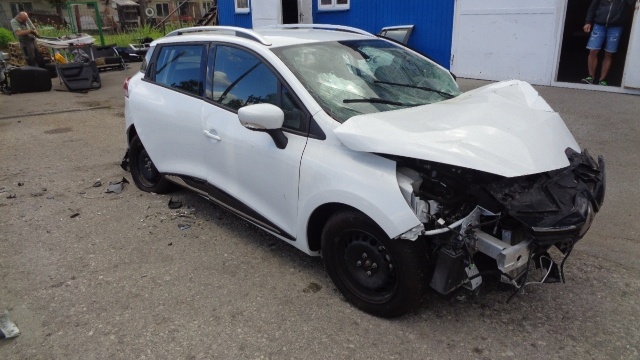 Sprzedam części zamienne do renault clio IV kombi 0,9tce 66k