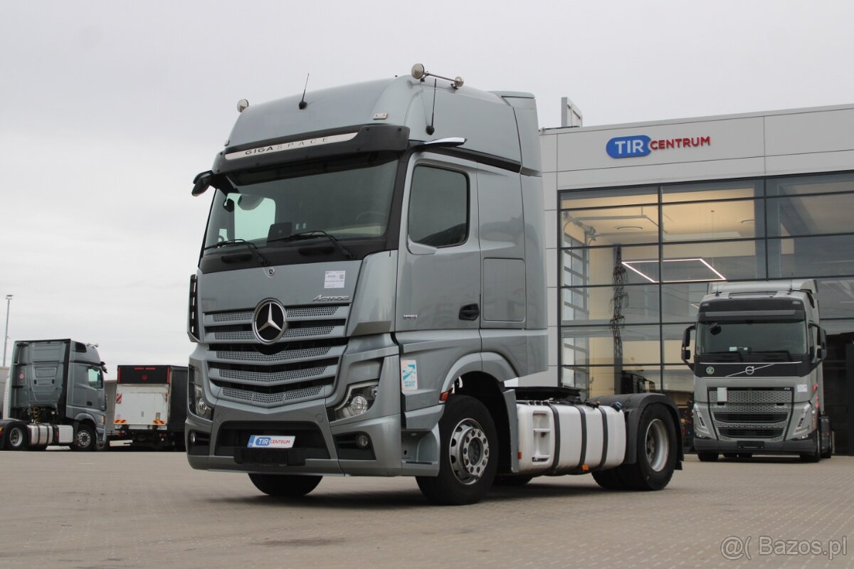 Mercedes-Benz Actros 1851