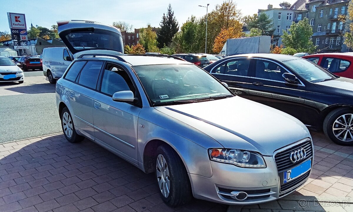 Audi a4 kombi    super wyposażenie