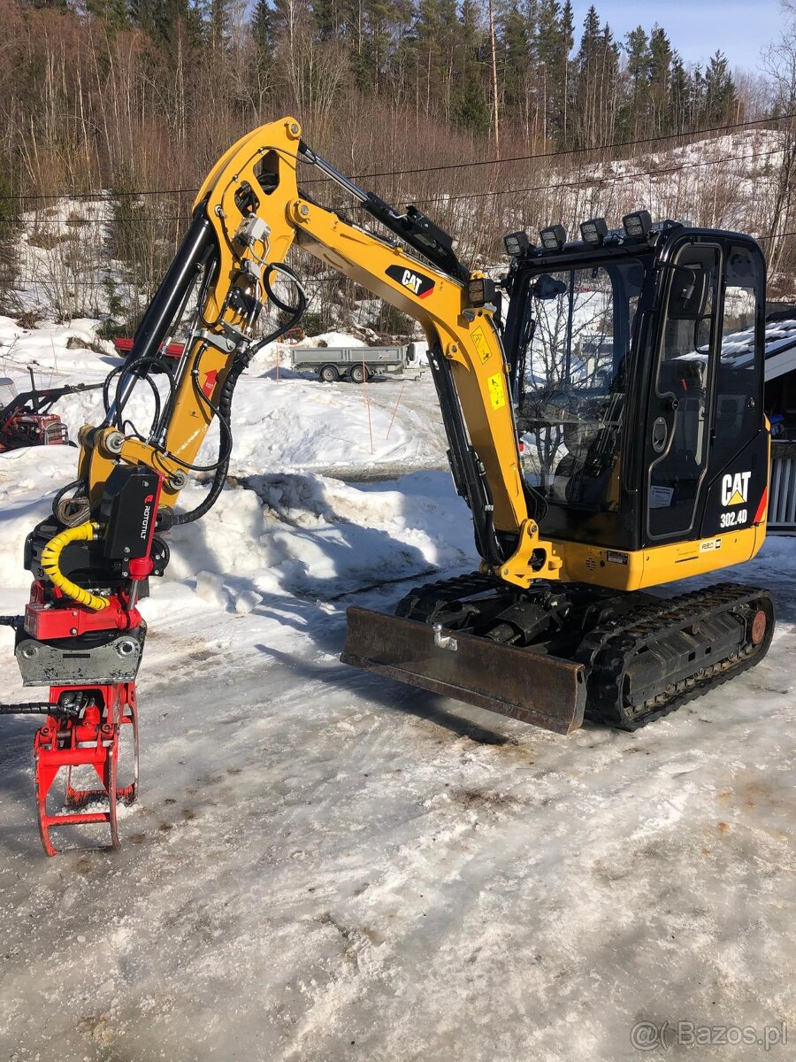 2017 Cat 302.4D minikoparka