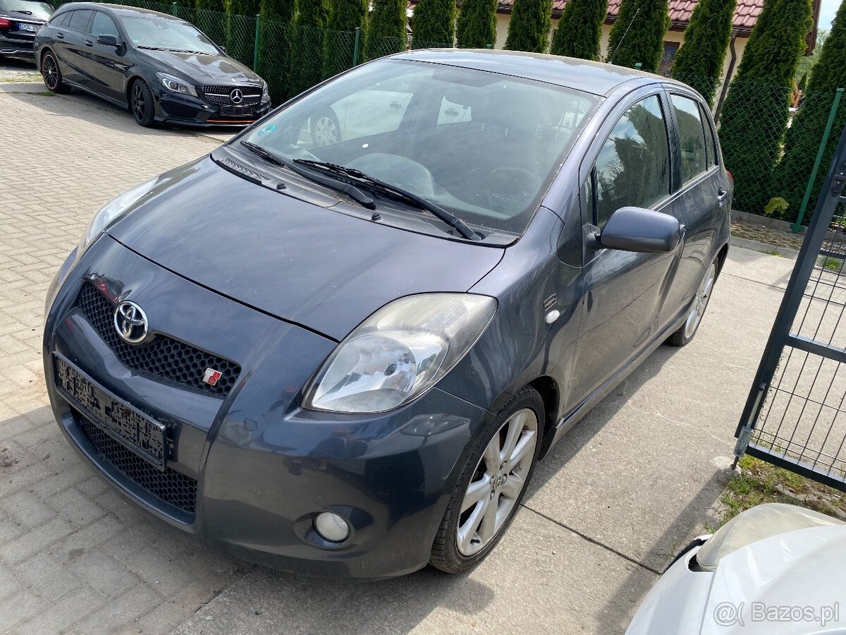 Yaris 1.8benzyna 2008r