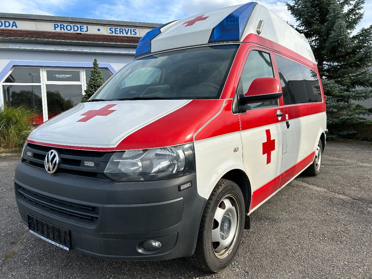 Volkswagen Transporter T5 - 2.0 TDI Ambulans / Karetka 4x4