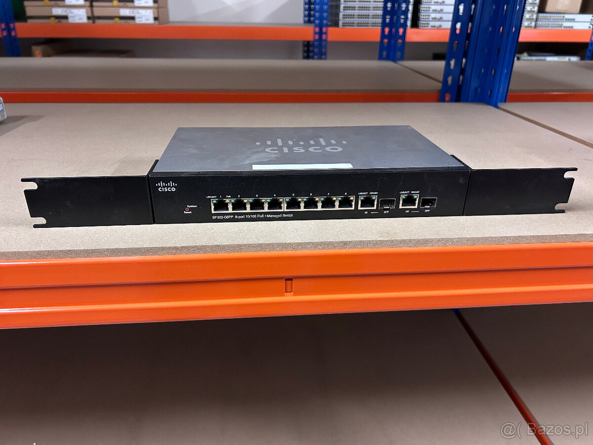 Używany jest Cisco SF302-08P