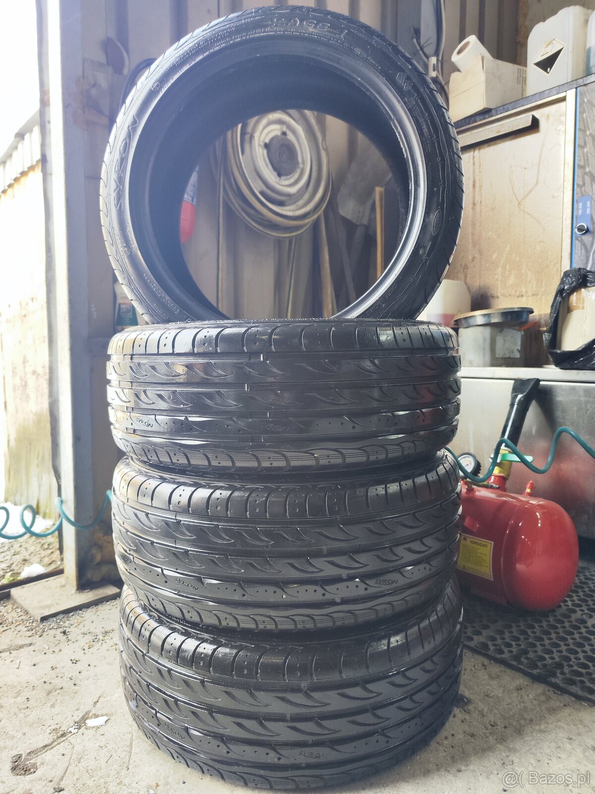 Opony letnie = 225/45 R18 = SYRON