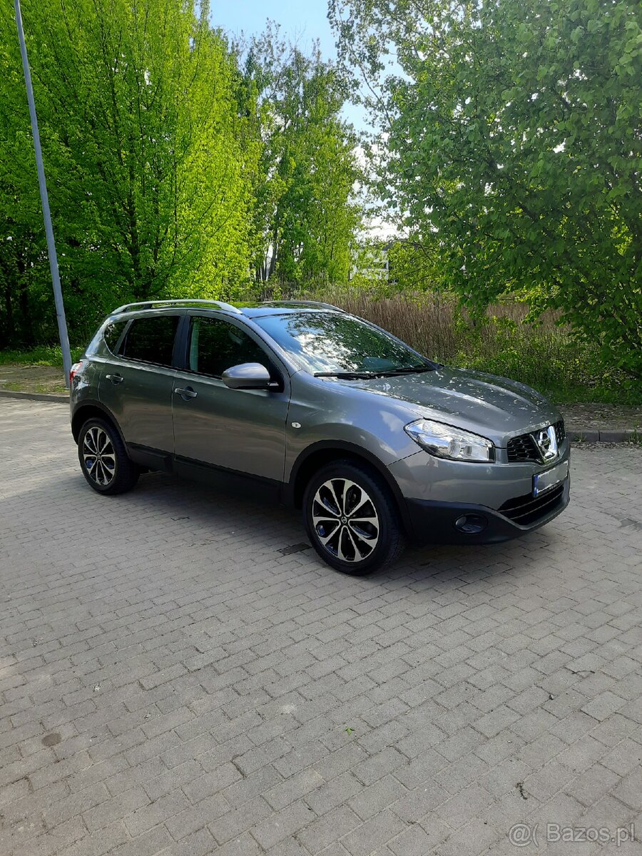 Nissan Qashqai z 2011r.- 1.6 benzyna.