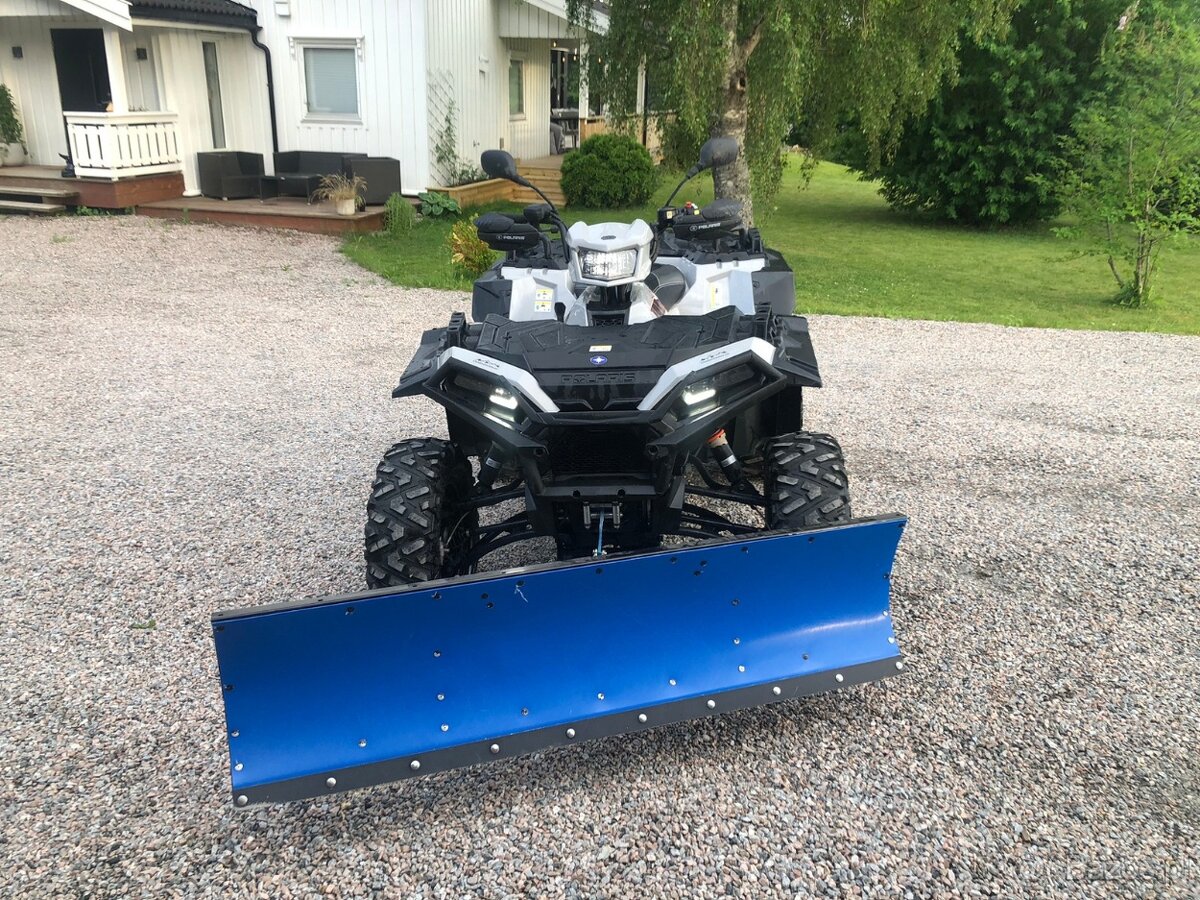 Polaris Sportsman XP 1000 S z ostrzem