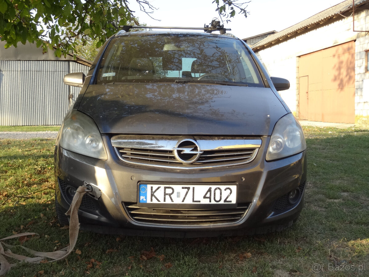 Opel Zafira B 1,7 CDTI 2009 uszkodzony silnik