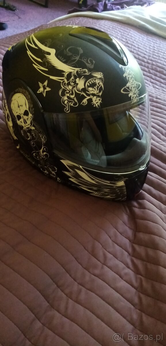 Kask motocyklowy z blendą Flip-Up. Rozmiar M