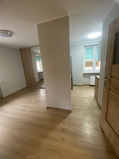 2 pokoje, 44m2, balkon, I piętro, po remoncie, Centrum