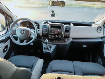 Renault Trafic Passenger 1.6dCi - 10