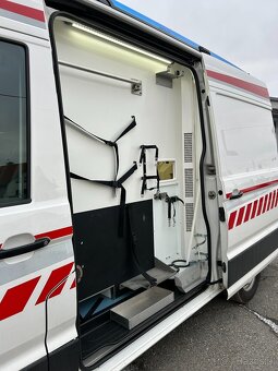 VW Crafter - 2.0 TDI Ambulans / Karetka - DSG - 10