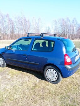 Sprzedam samochód RENAULT CLIO 2 z roku 2002  w stanie bardz - 11