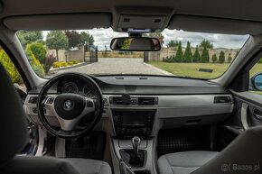 BMW E90 320i - 11