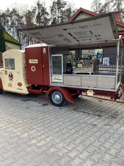 Jedyna taka kawiarenka na kołach , food truck - 11