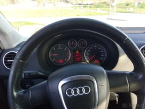 Audi a3 8p 1.9 TDI CARACTERE - 11