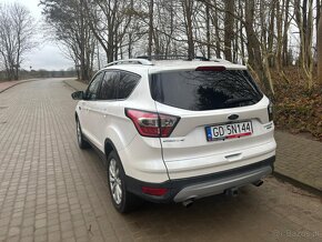 Ford Escape 2.0 EcoBoost AWD Titanium - 12