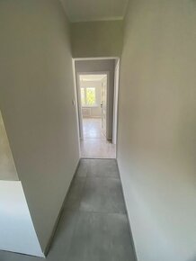 3 pokoje, 45.50m2, parter, po remoncie, Os. Kaliniec - 12