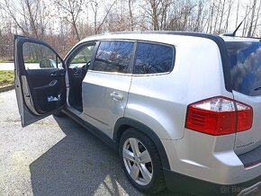 Chevrolet Orlando - 12