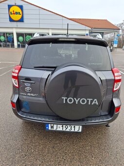 Sprzedam Toyota Rav 4 2.2 110kw 150km diesel - 13