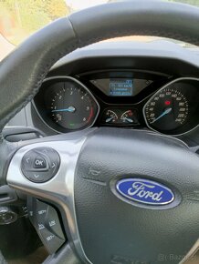 Ford Focus - 13