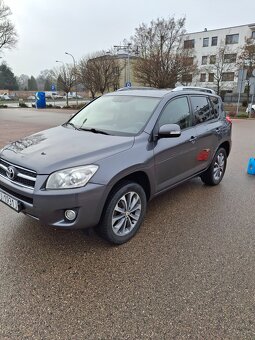 Sprzedam Toyota Rav 4 2.2 110kw 150km diesel - 14