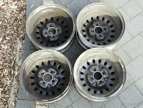 Komplet felg 5Jx13 x22 Made In England do Triumph Spitfire 1 - 14