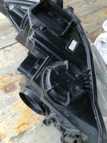 Lampa przednia prawa Ford Focus 2011r - 19