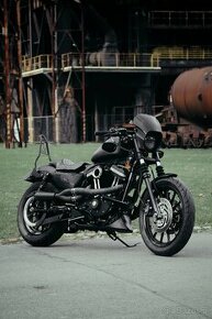 Harley Davidson 883 R Custom