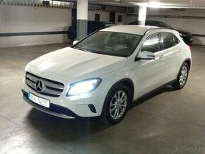 Mercedes GLA 200D 4 Matic - 1