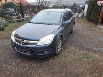 Opel Astra 1,6 i combi