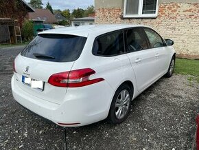 Peugeot 308 SW 1.2i 96kw, r.6/2015, klimatyzacja