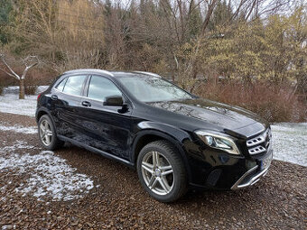 Mercedes-Benz GLA 200 7G-DCT... URBAN