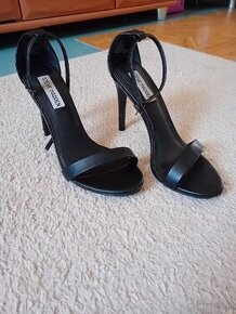 Czarne szpilki Steve Madden