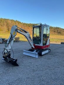 2022 Takeuchi TB216A minikoparka