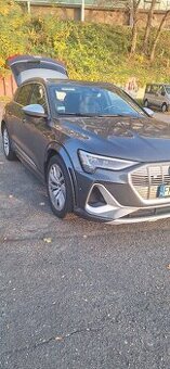 Sprzedam Audi E-Tron S